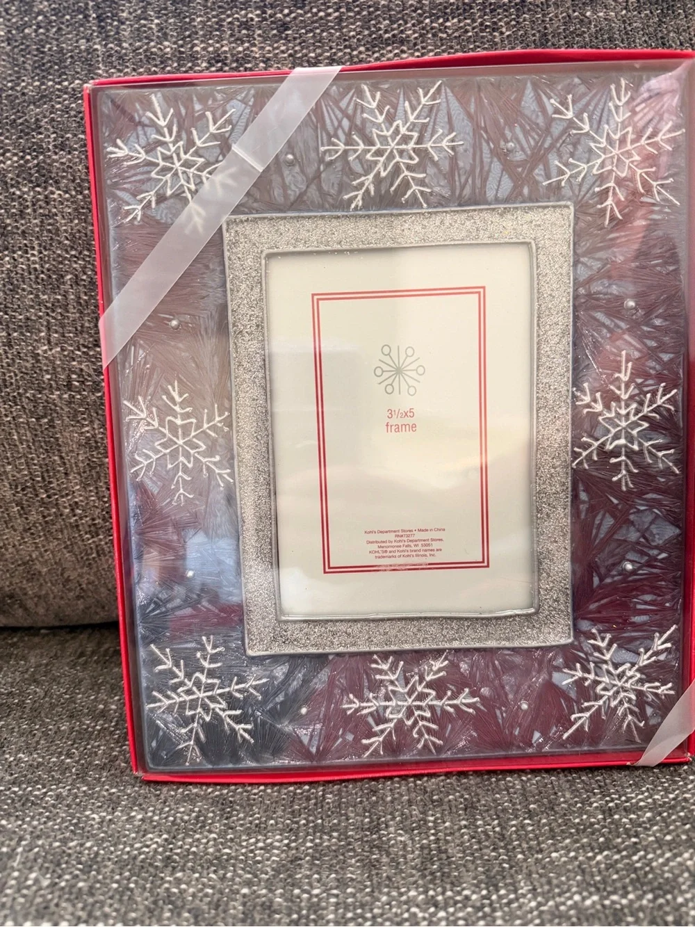 Winter Snowflake Photo Frame - Blue by 7.5” x 9”